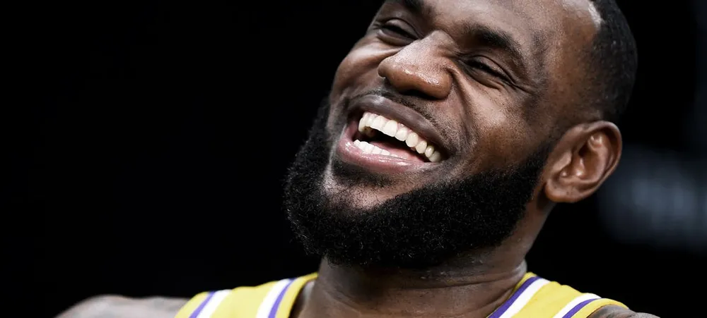 NBA: LeBron reage a meme tirando sarro de Durant após derrota do Nets