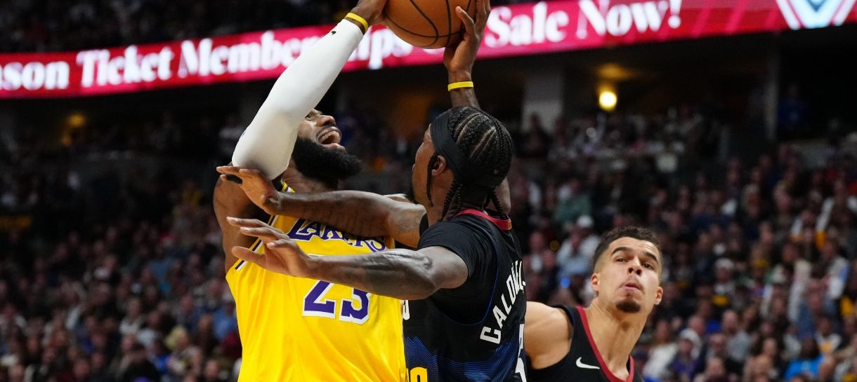 Após decisões bizarras, Lakers reclama muito da arbitragem após segunda derrota para o Nuggets