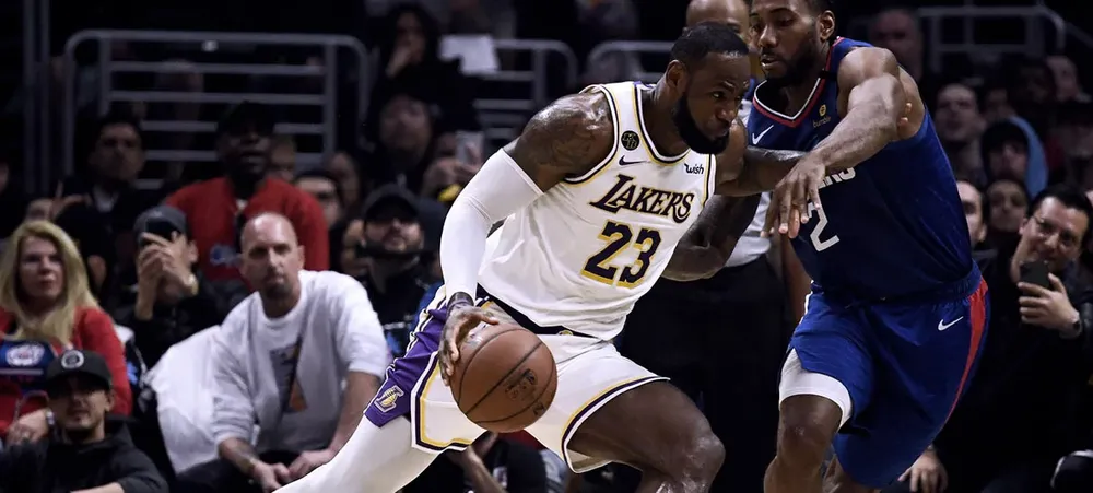 Lakers vence Clippers e consegue vitórias consecutivas sobre contenders