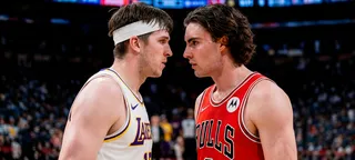 Lakers busca a quarta vitória hoje contra o Bulls