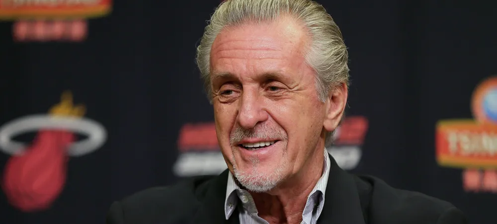 Pat Riley diz que teria considerado uma oferta do Lakers