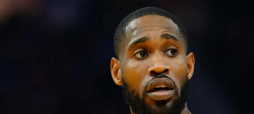 Lakers deve contratar veterano para suprir ausências por lesões?