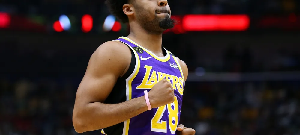 NBA: Lakers dispensa veterano e abre espaço para negociações