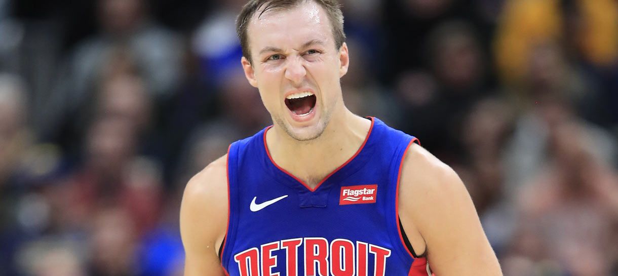 Analista sugere que o Lakers faça uma troca por armador especialista do Pistons