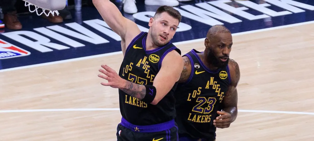 LeBron James “entrega” Lakers para Luka Doncic após vitória sobre o Mavs