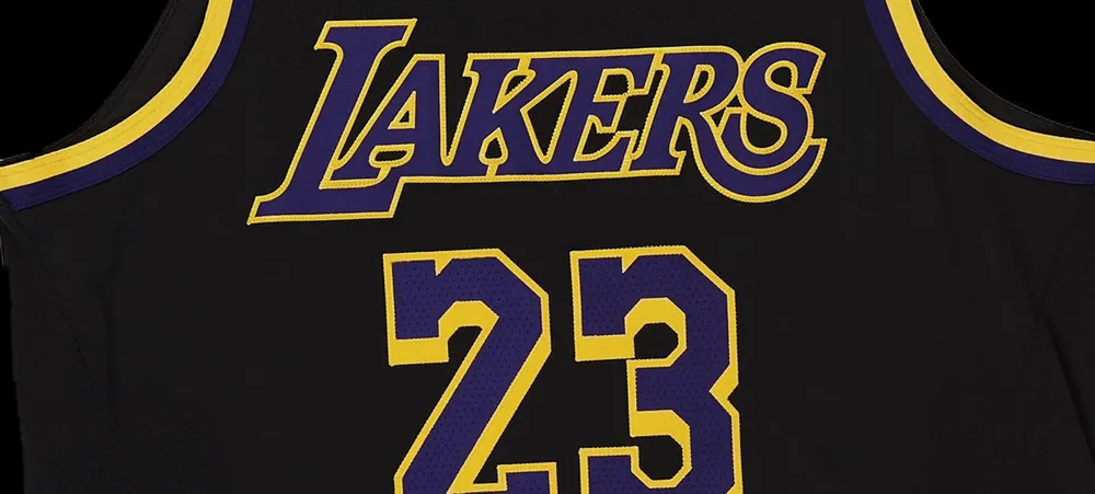 NBA: Confira nos mínimos detalhes a nova camisa Earned Edition do Lakers