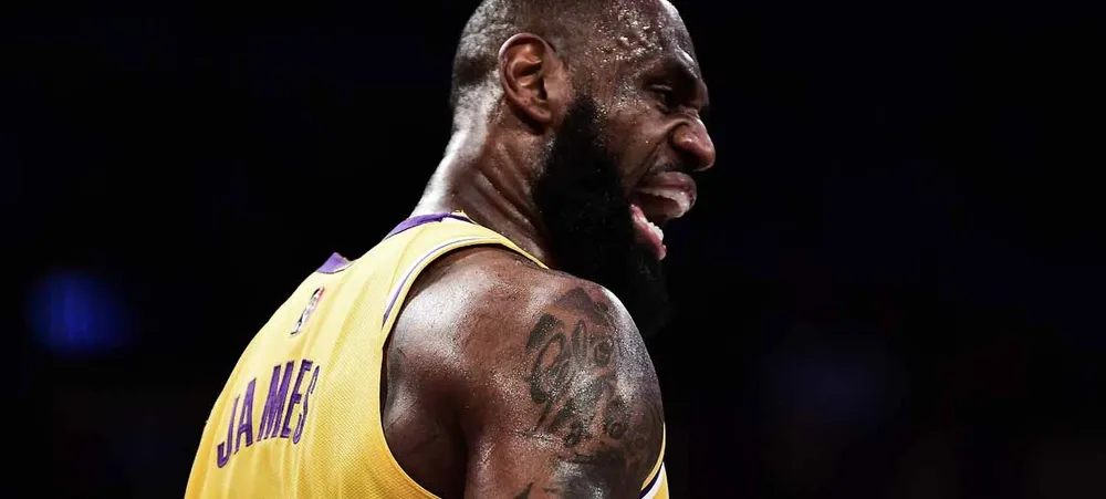 NBA: LeBron James se irrita e perde a cabeça em mais uma derrota do Lakers