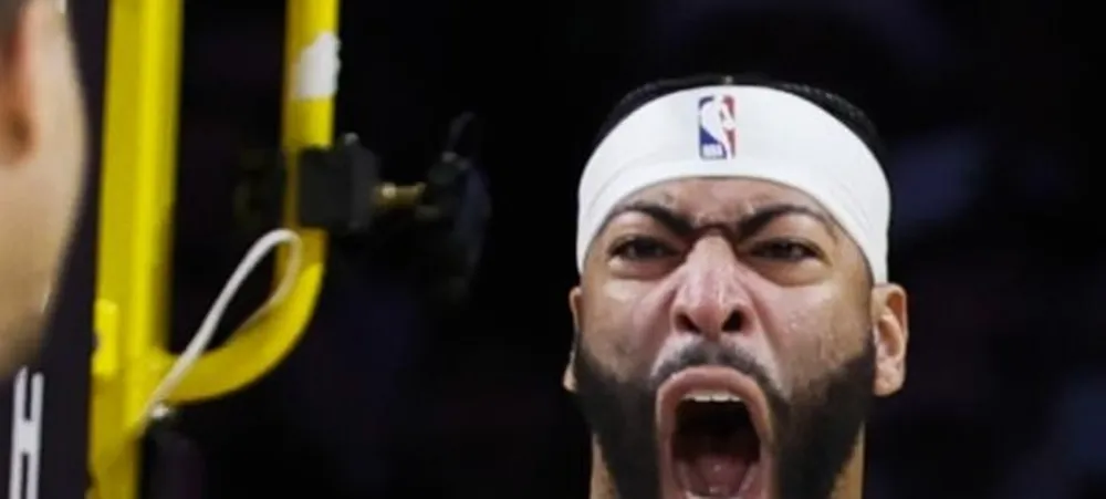 Anthony Davis tem ótimos números com o Lakers no mês de dezembro