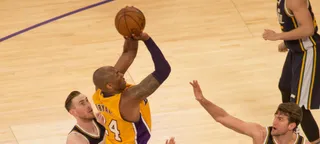 Nick Young guarda um tesouro do último jogo de Kobe