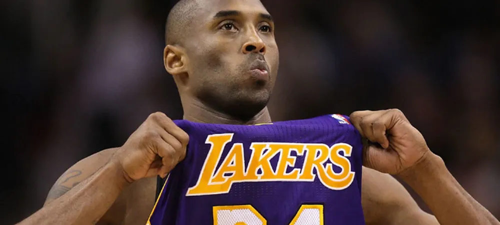 Kobe diz ser leal ao Lakers e nega rumor de troca