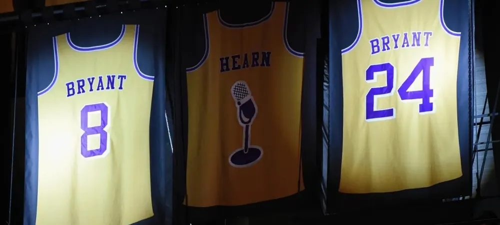 NBA: Por que Kobe Bryant trocou a camisa 8 pela 24 no Lakers?