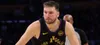 Lakers atropela Wizards com triplo-duplo de Doncic no 1º tempo