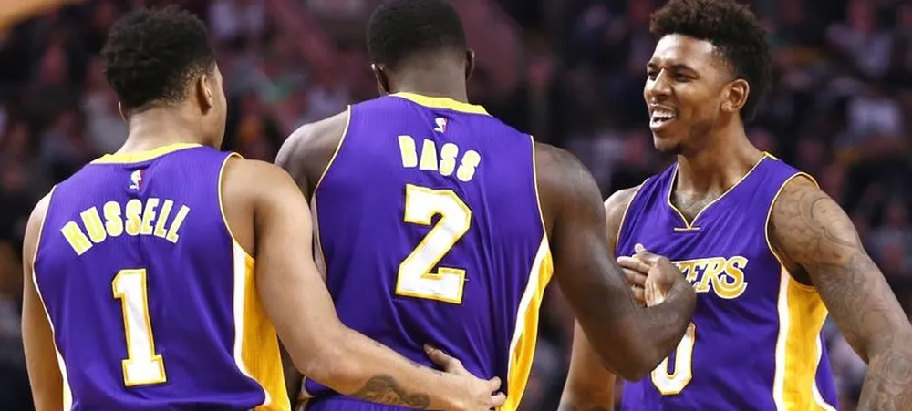 D’Angelo Russell está sendo evitado pelos companheiros após vazamento de video