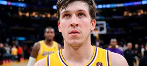 O que o corte de salário de Reaves significa para o Lakers