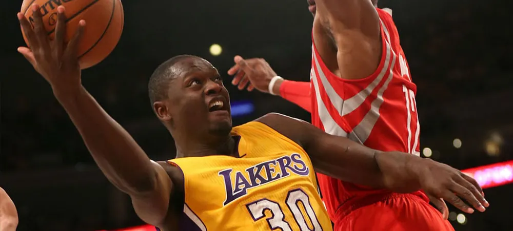 Julius Randle está liberado para arremessar