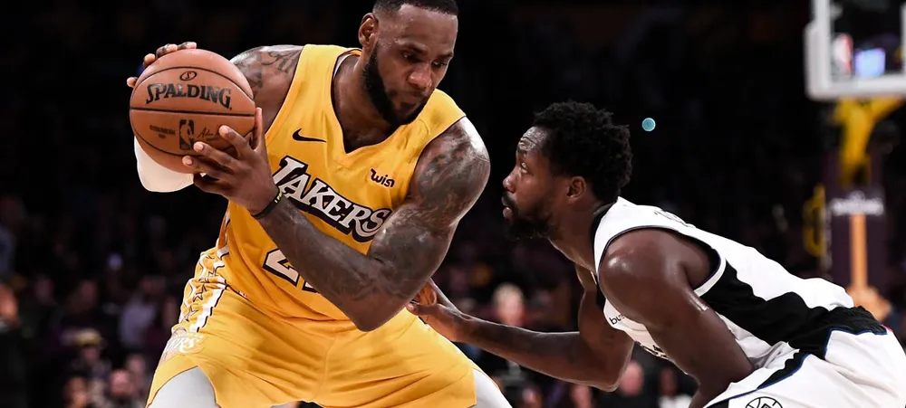 Lakers não supera defesa do Clippers e perde no Natal