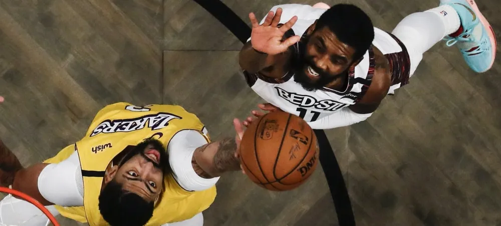 NBA: Kyrie Irving teria recrutado Anhtony Davis para formarem uma dupla