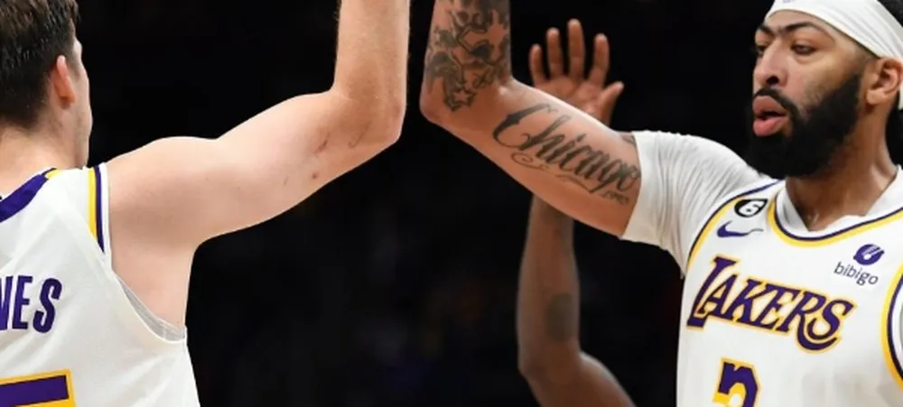 NBA: Austin Reaves não poupa palavras para falar de Anthony Davis