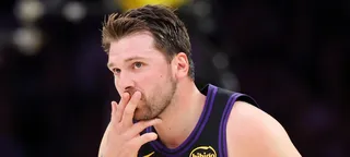 Lakers destroi Cavs e chega a 50 vitórias na temporada