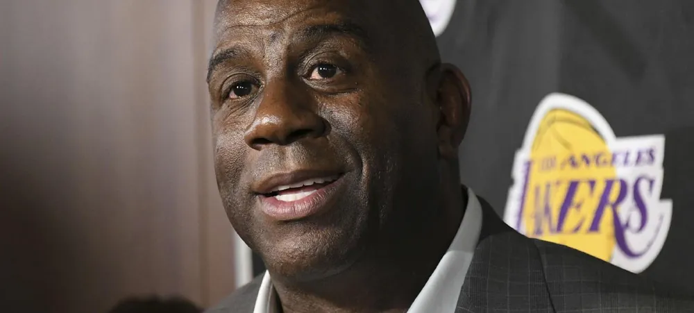 Magic Johnson dispara contra Clippers e Kawhi Leonard