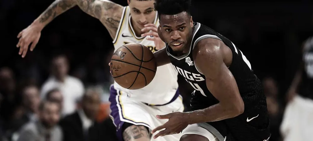 NBA: Negociação por Buddy Hield ganha força no Lakers