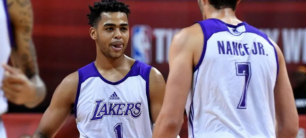 Lakers vence com cesta de D’Angelo Russell no fim