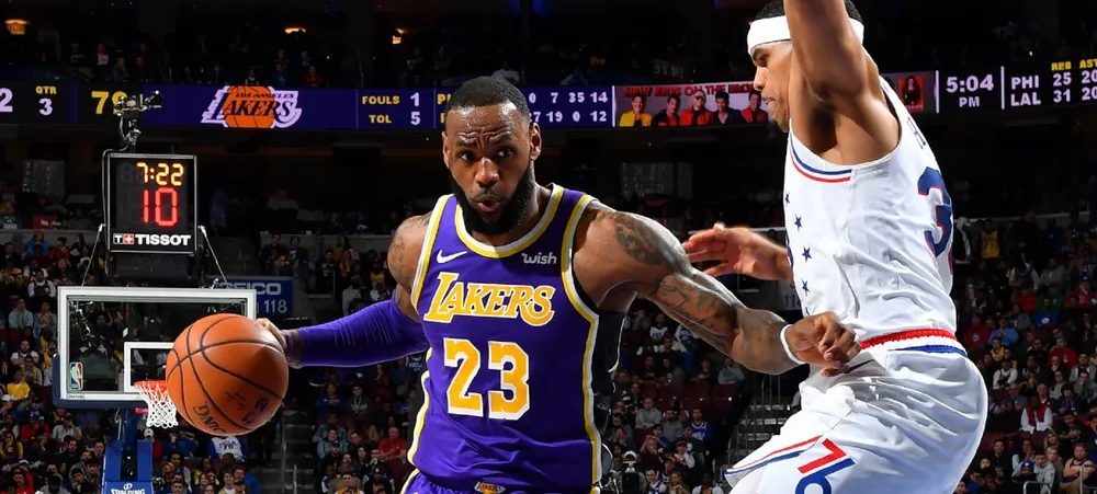 Lakers volta a Los Angeles e recebe o Philadelphia 76ers