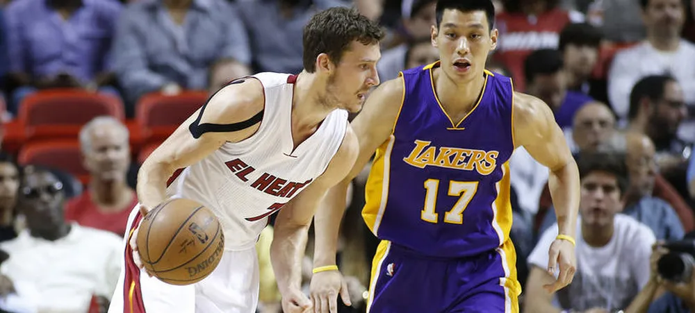 Em jogo apertado, Lakers sofre derrota em Miami