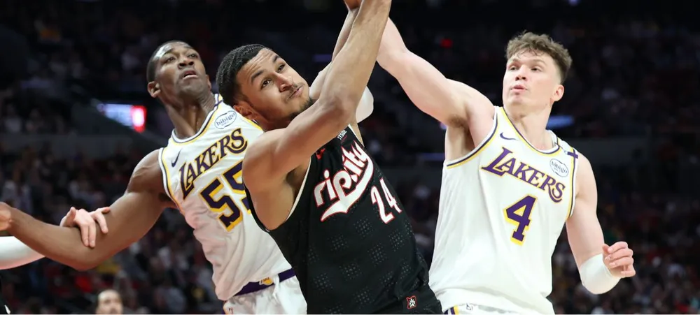 Lakers fecha temporada com derrota e encara Timberwolves nos Playoffs