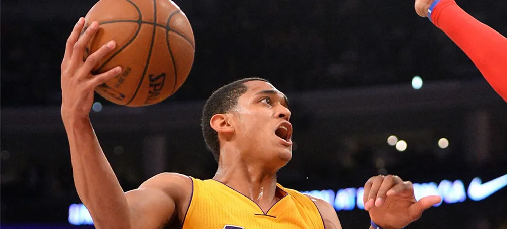 Lakers recebe Hawks em dura sequência de jogos