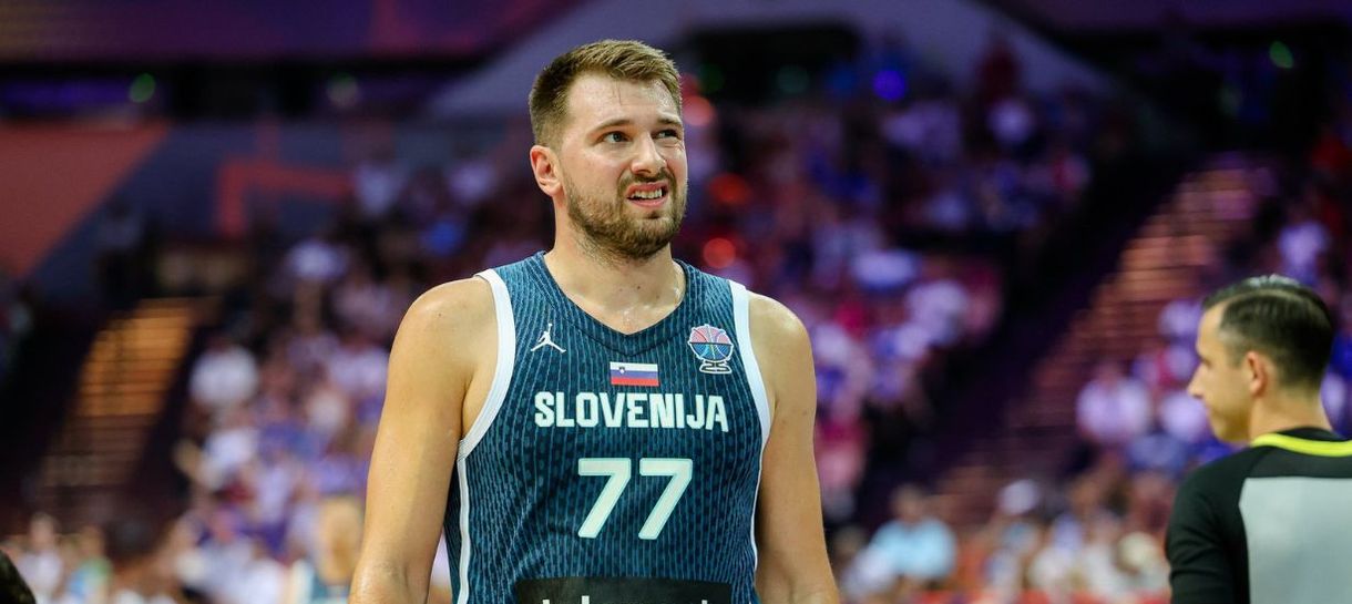 A verdade sobre Luka Doncic ter saído de quadra durante hino de Israel