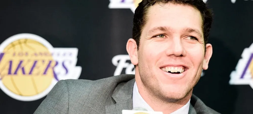 Lakers comprometido a construir elenco no estilo de Luke Walton