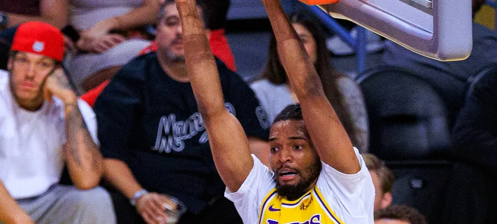 O que Ziaire Williams fez para virar opção de titular