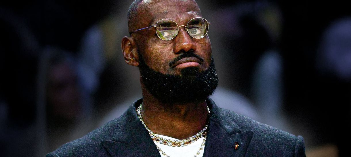 Comportamento de LeBron durante estreia do Lakers gera debate na NBA