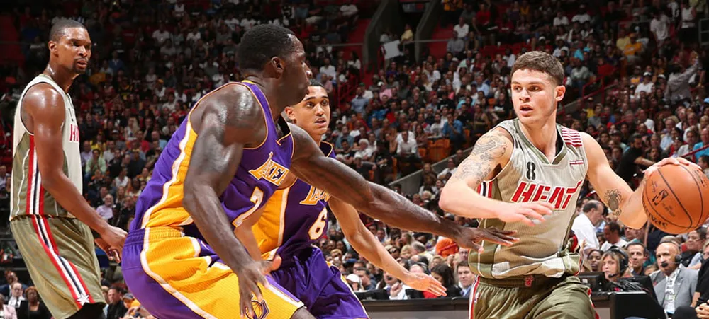 Lakers é dominado pelo Heat em Miami