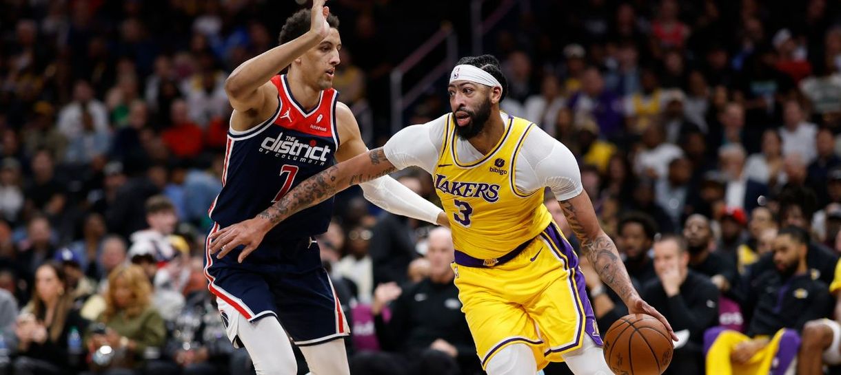 Lakers cumpre a obrigação e vence Wizards em casa