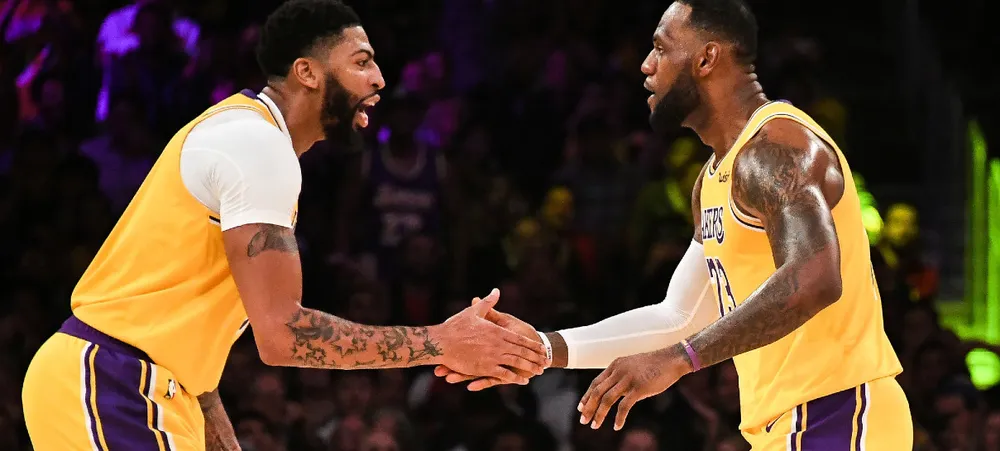 Antony Davis com moral: LeBron, Jeanie Buss e Dwight rasgam elogios ao craque