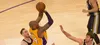 Nick Young guarda um tesouro do último jogo de Kobe