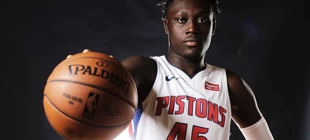 Lakers acerta contrato com ex-ala do Pistons